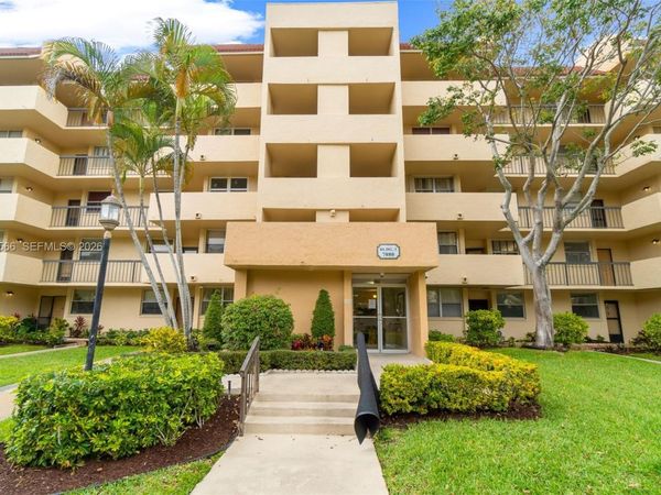 7080 Environ Blvd, Unit 226, Lauderhill, FL 33319