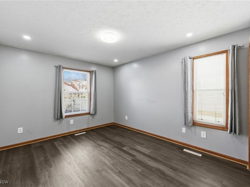 348 Pemberton Drive, Elyria, OH 44035 Photo 18