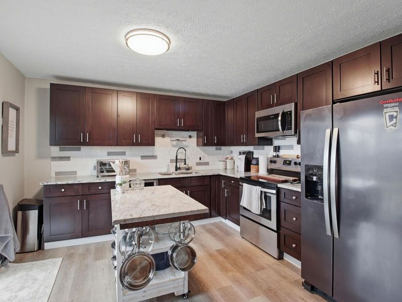 908 Tecumseh Avenue, Columbus, OH 43207 Photo 10