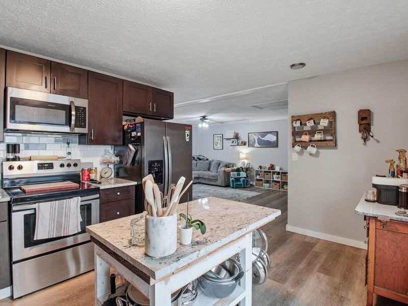 908 Tecumseh Avenue, Columbus, OH 43207 Photo 11