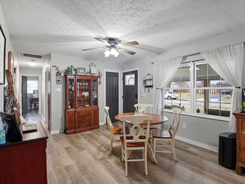 908 Tecumseh Avenue, Columbus, OH 43207 Photo 4