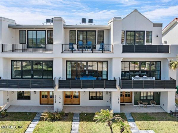1316 1ST Street N, Jacksonville Beach, FL 32250