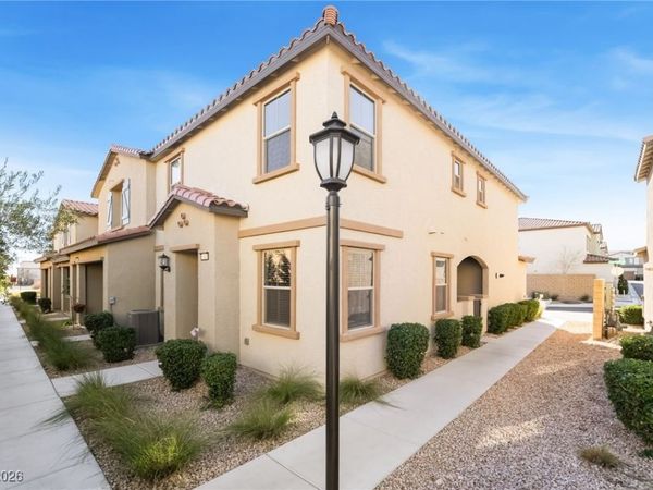 8680 Giant Causeway Avenue, Las Vegas, NV 89148