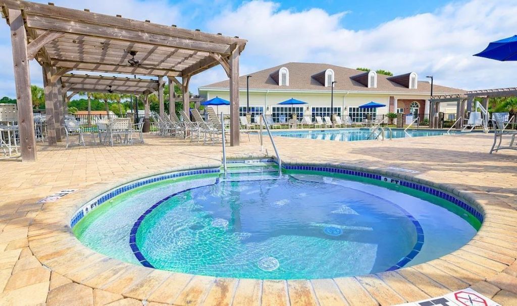 583 Woodholme Dr. Photo 37