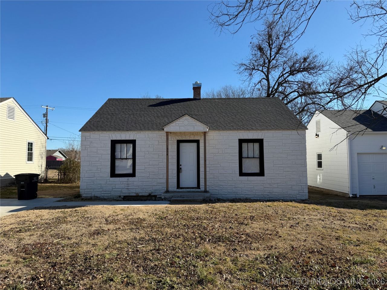 1554 S Oak Avenue, Bartlesville, OK 74003 Main Photo