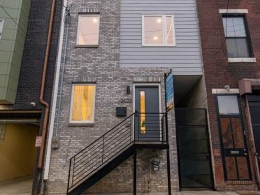 2022 E Fletcher Street, Philadelphia, PA 19125 Main Photo