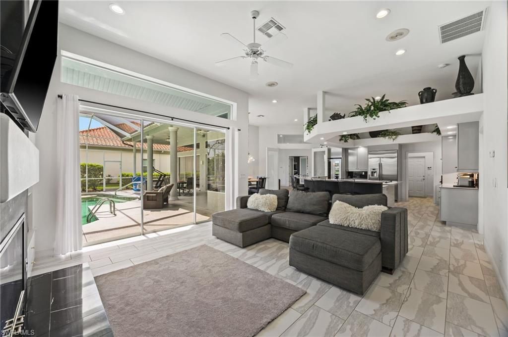 9360 White Hickory Ln, Fort Myers, FL 33912 Photo