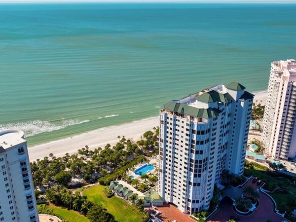 8171 Bay Colony DR, Unit 403, NAPLES, FL 34108