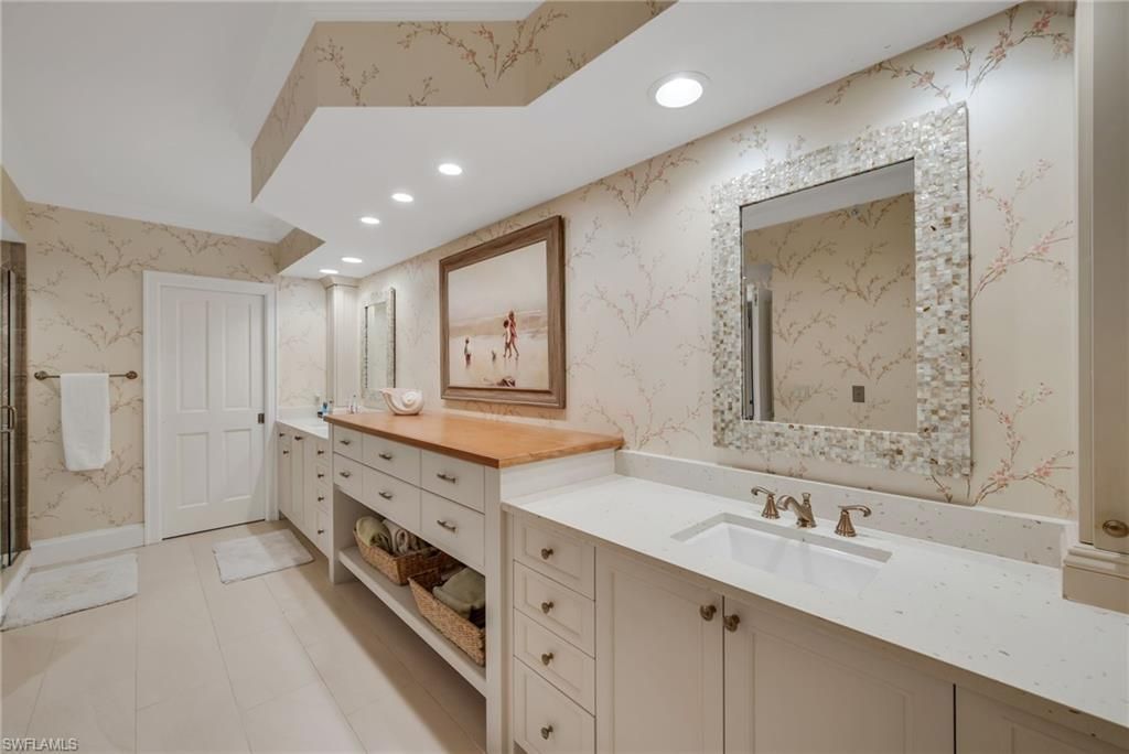 8171 Bay Colony Dr, Unit 403, Naples, FL 34108 Photo