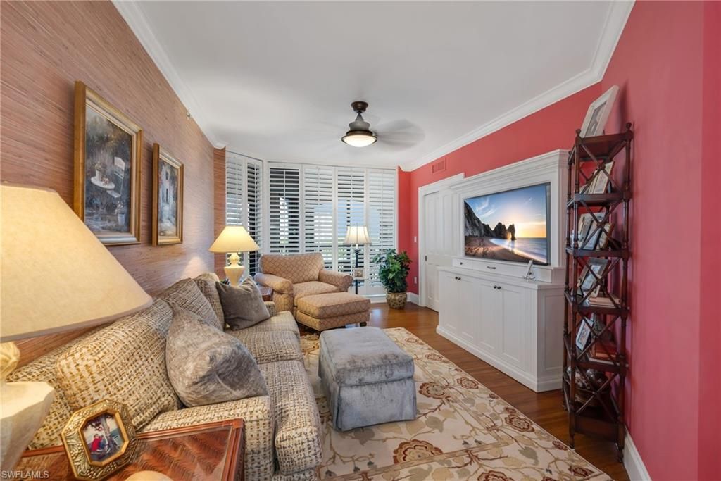 8171 Bay Colony Dr, Unit 403, Naples, FL 34108 Photo