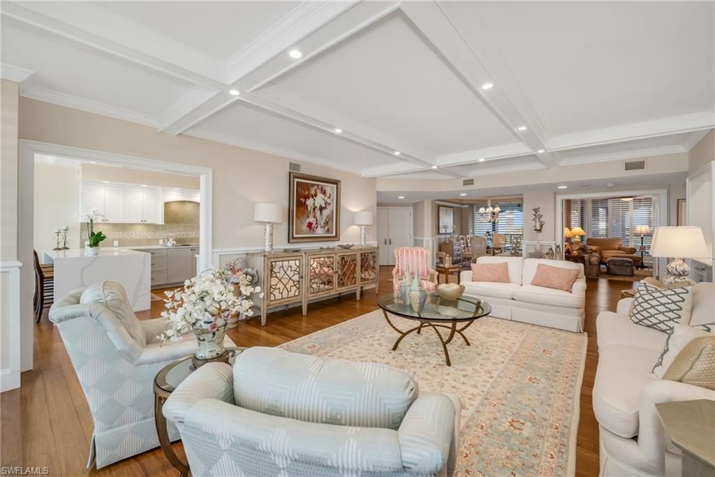 8171 Bay Colony Dr, Unit 403, Naples, FL 34108 Photo