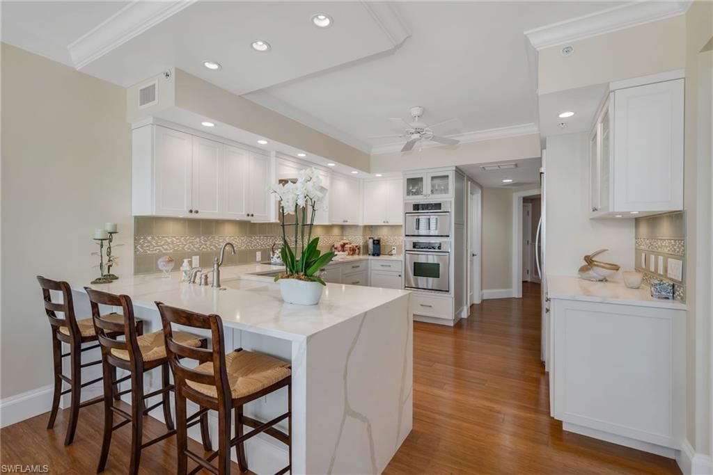 8171 Bay Colony Dr, Unit 403, Naples, FL 34108 Photo