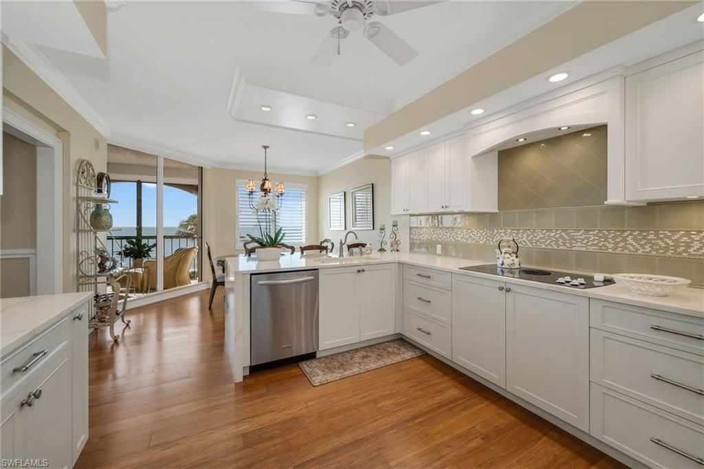 8171 Bay Colony Dr, Unit 403, Naples, FL 34108 Photo
