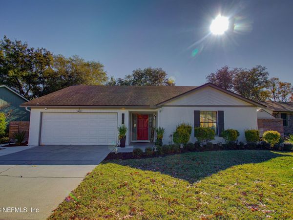 2751 MOORSFIELD Lane, Jacksonville, FL 32225