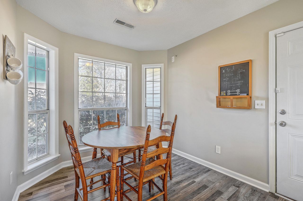 28 Fieldfare Way Photo 15