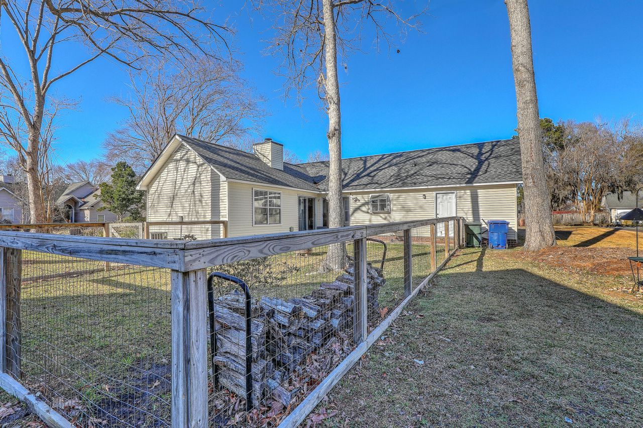 28 Fieldfare Way Photo 29