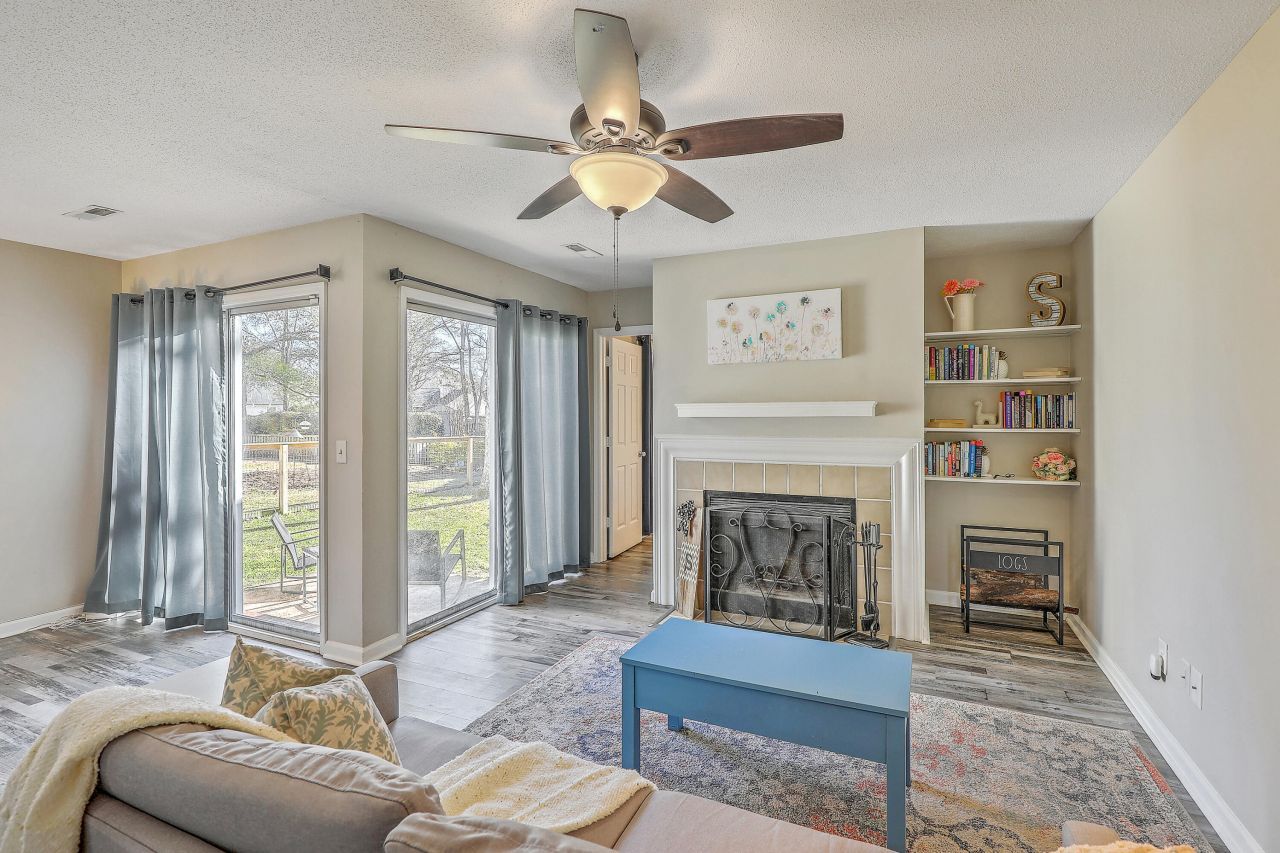 28 Fieldfare Way Photo 6