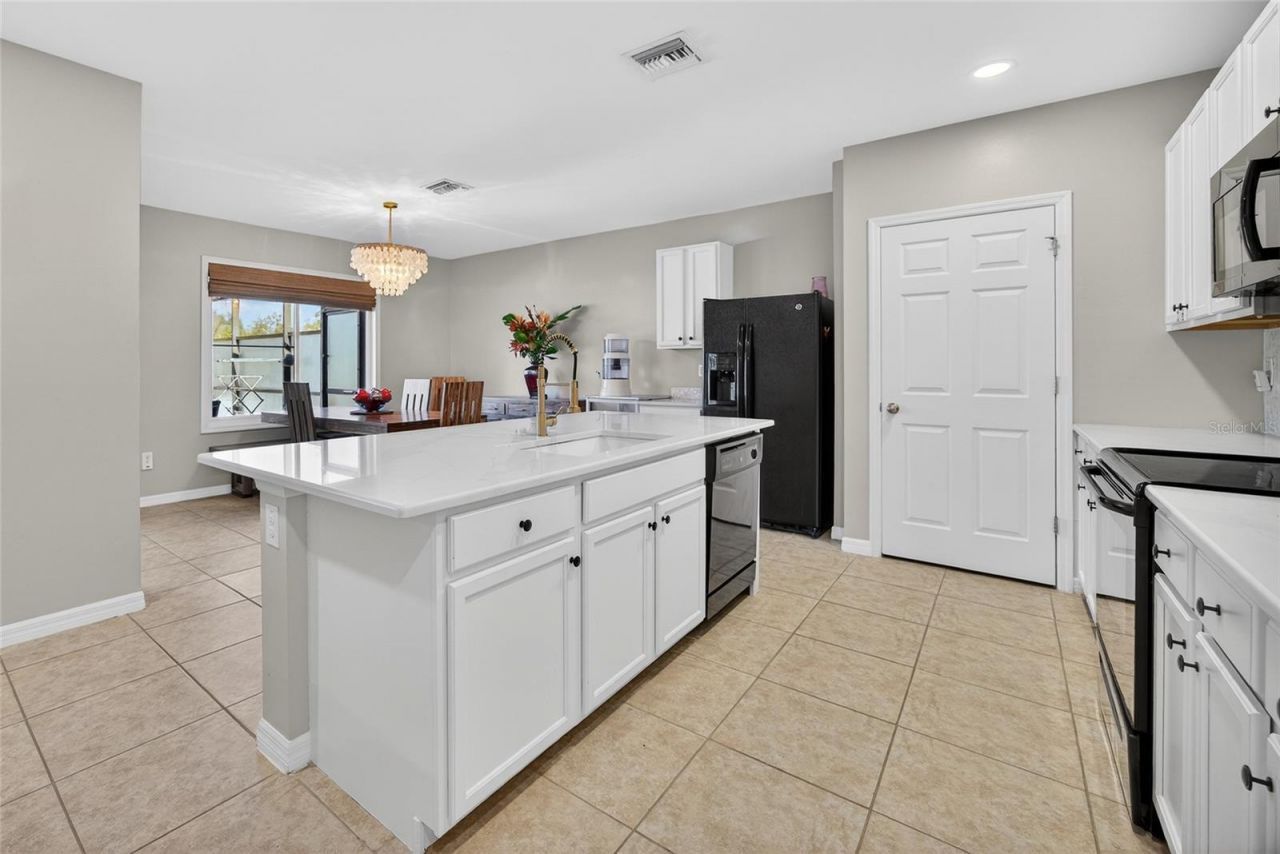 7212 Mikasa Drive, Punta Gorda, FL 33950 Photo