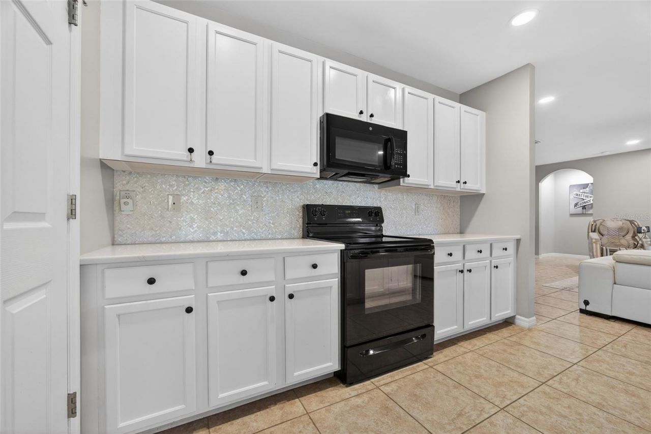 7212 Mikasa Drive, Punta Gorda, FL 33950 Photo