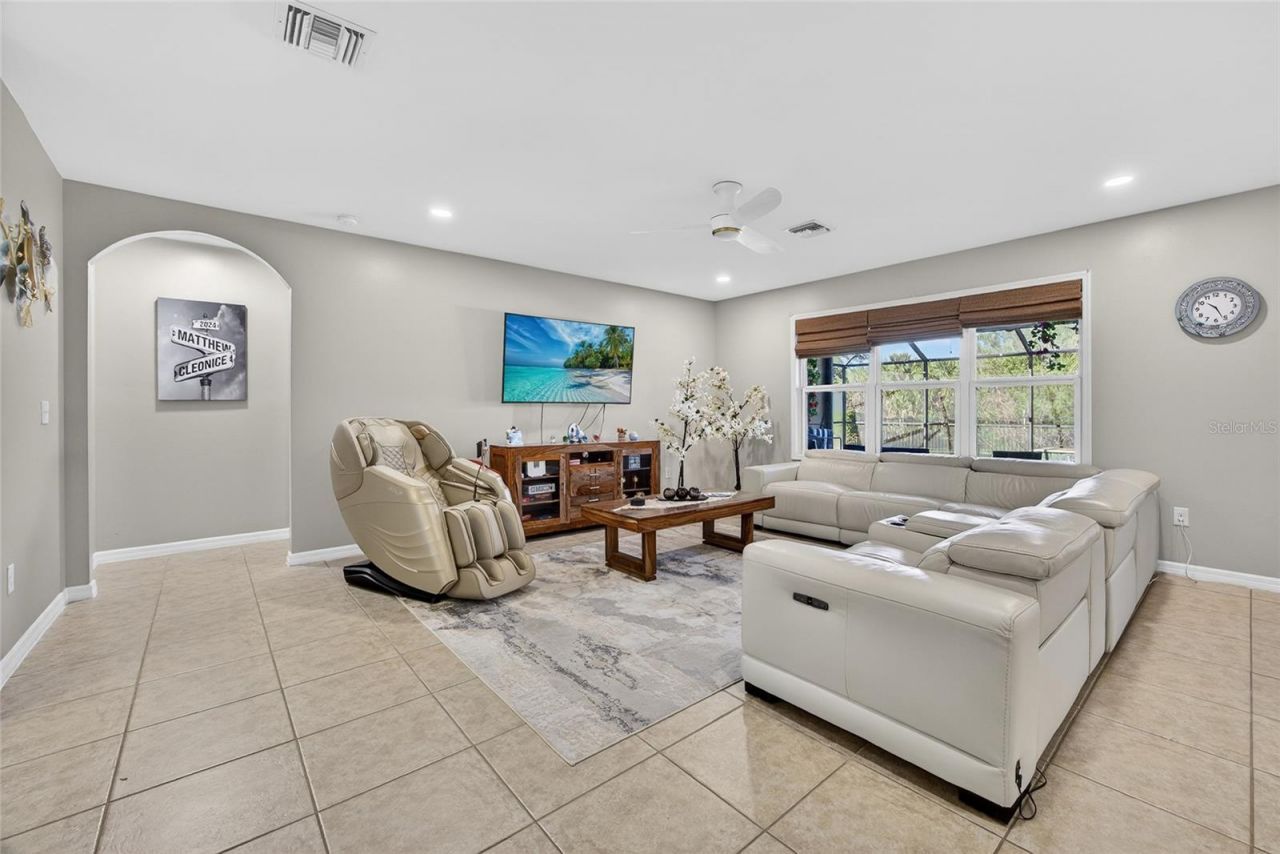 7212 Mikasa Drive, Punta Gorda, FL 33950 Photo