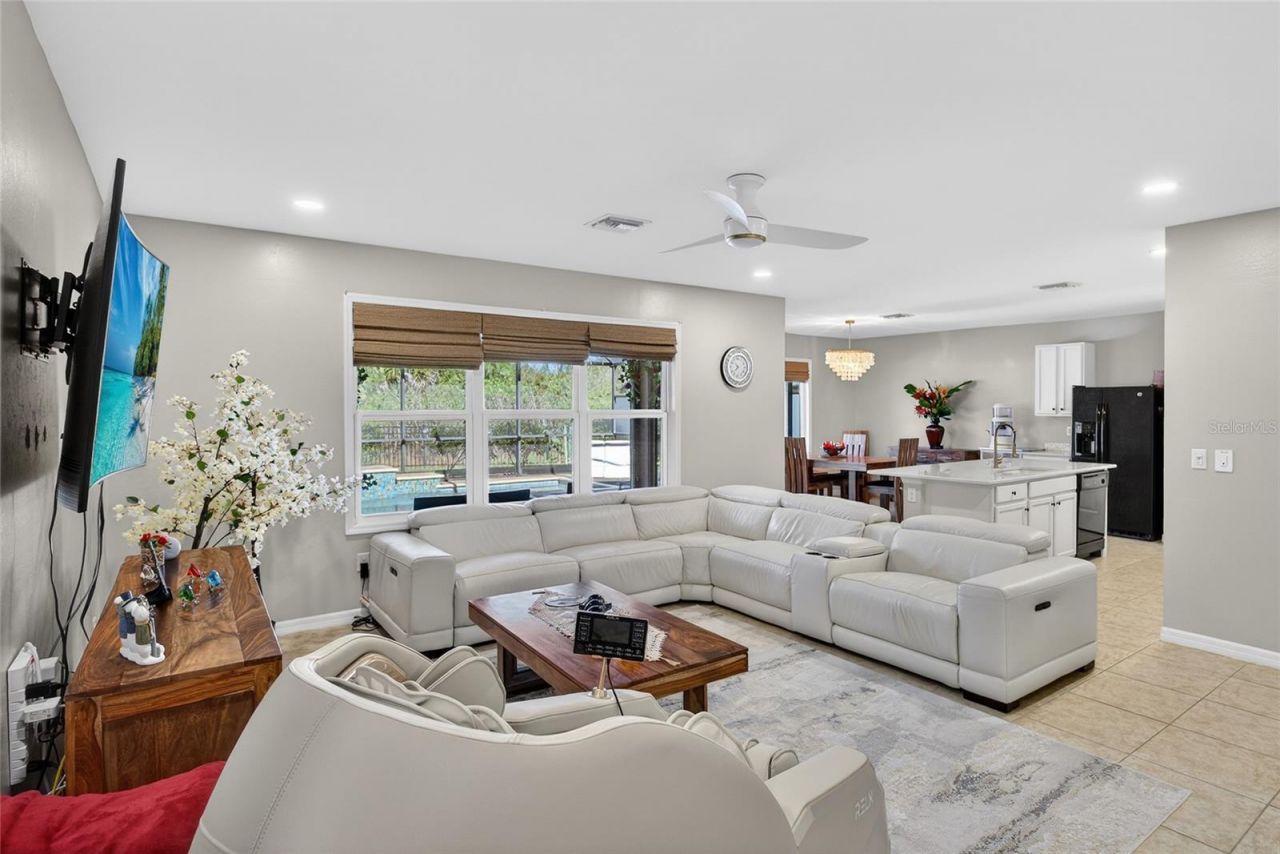 7212 Mikasa Drive, Punta Gorda, FL 33950 Photo