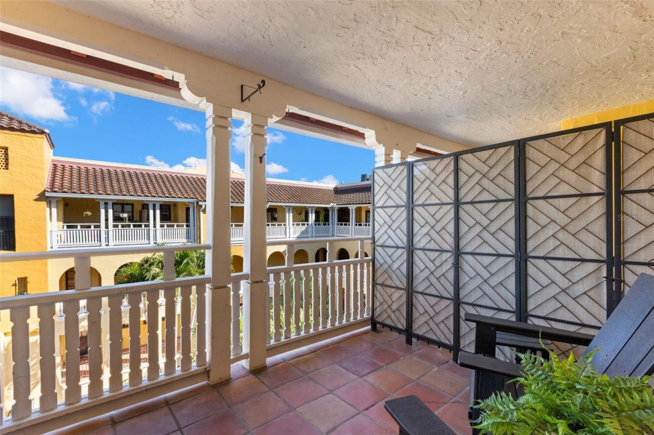 210 22nd Avenue Ne, Unit 15, Saint Petersburg, FL 33704 Photo