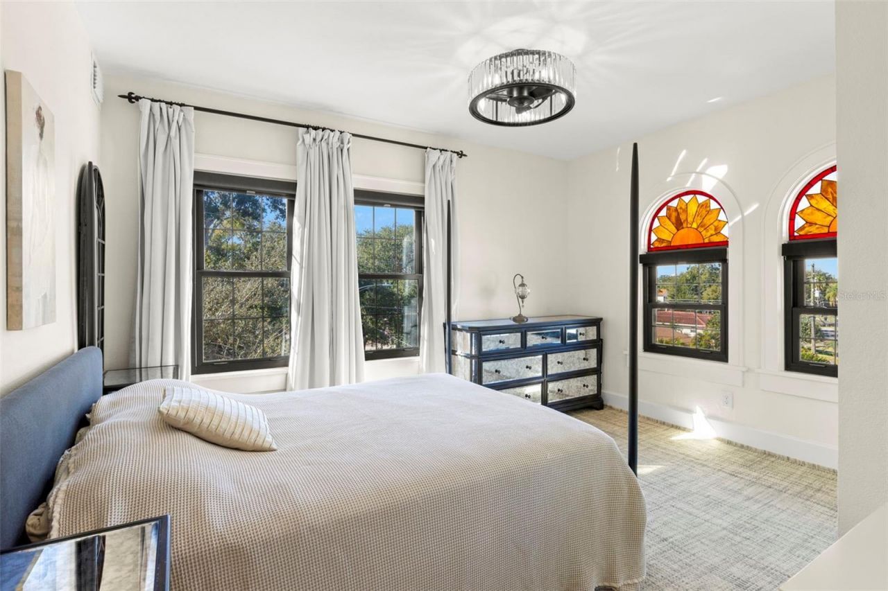 210 22nd Avenue Ne, Unit 15, Saint Petersburg, FL 33704 Photo