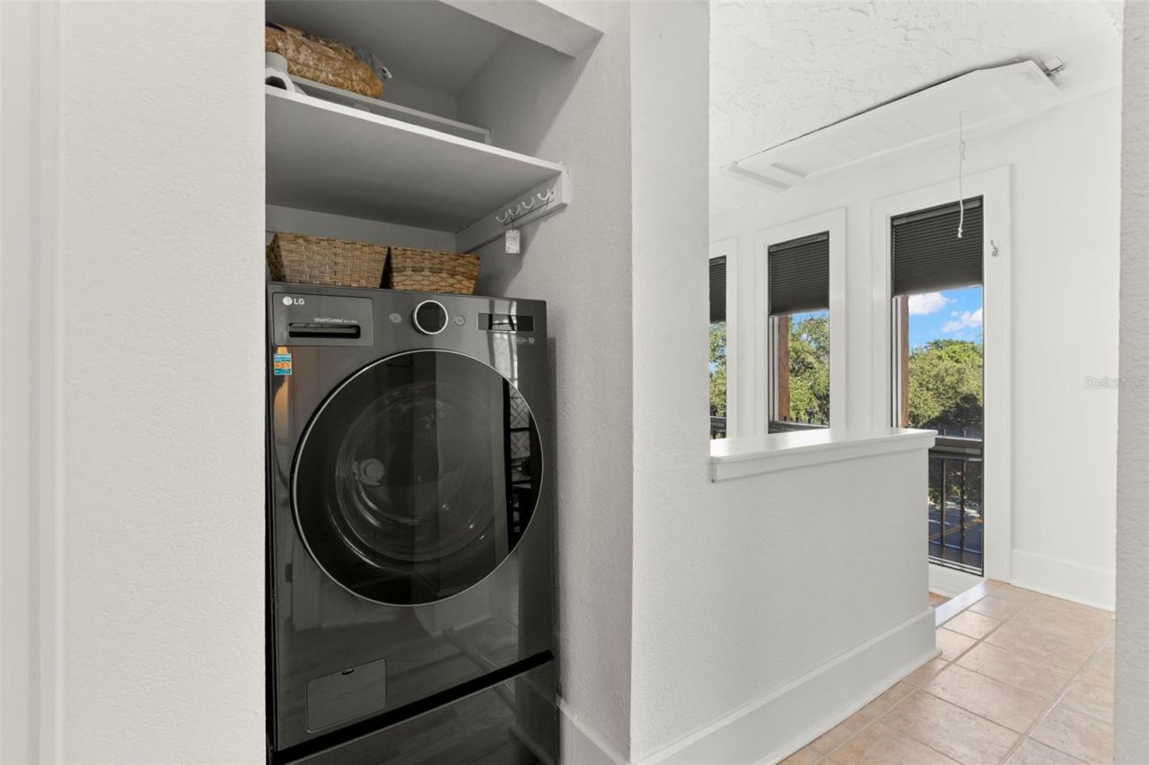 210 22nd Avenue Ne, Unit 15, Saint Petersburg, FL 33704 Photo