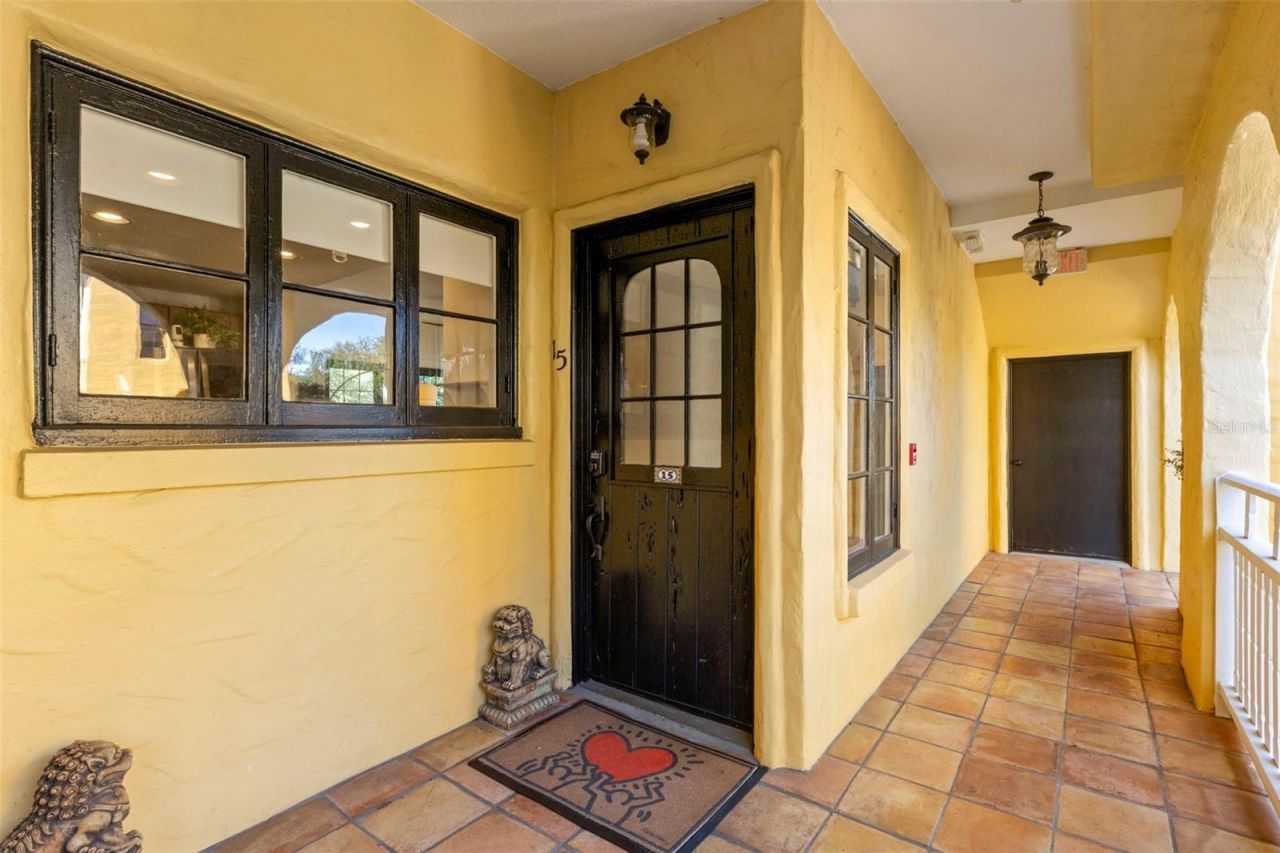210 22nd Avenue Ne, Unit 15, Saint Petersburg, FL 33704 Photo