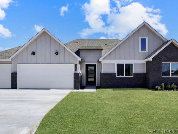 15555 S 36th East Avenue S, Bixby, OK 74008