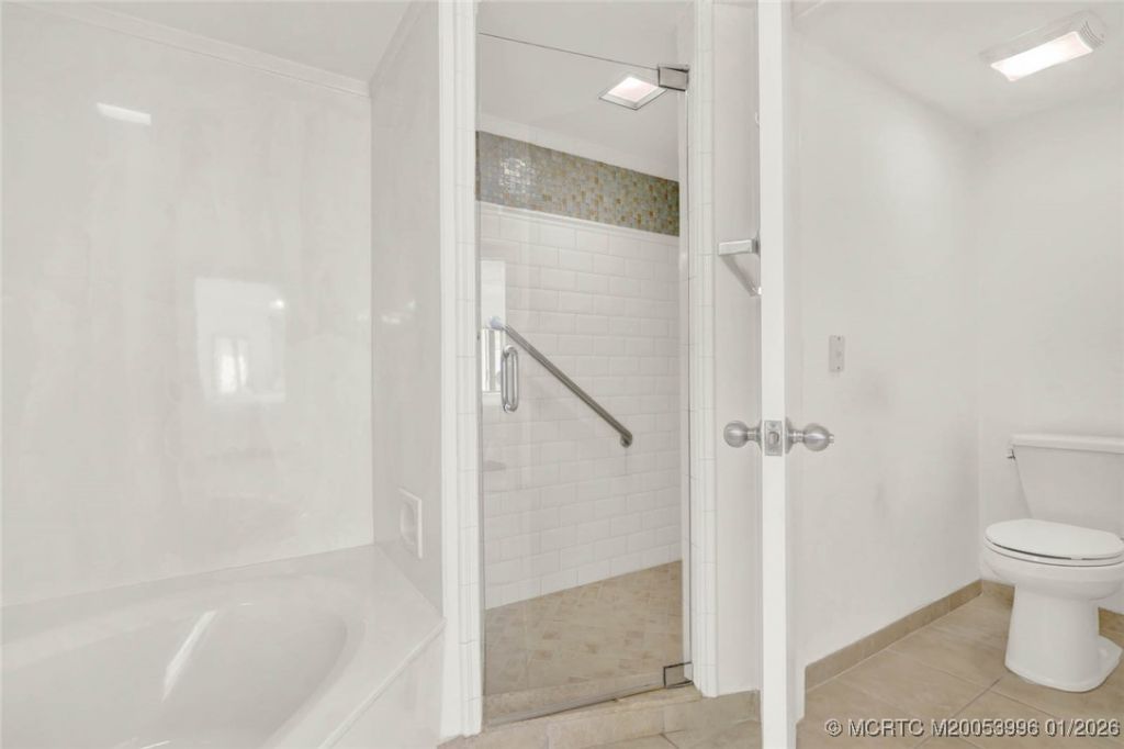 9950 S Ocean Drive, Unit 1905, Jensen Beach, FL 34957 Photo