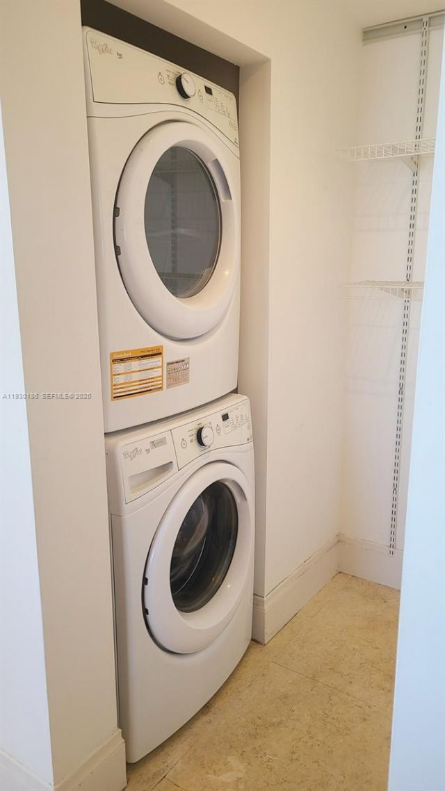 1000 Venetian Way, Unit 1502, Miami Beach, FL 33139 Photo