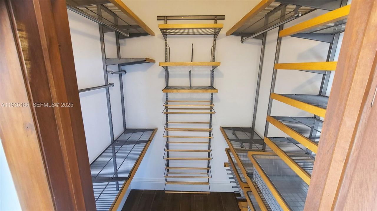 1000 Venetian Way, Unit 1502, Miami Beach, FL 33139 Photo