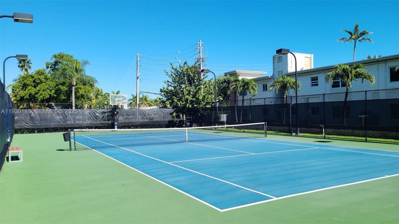 1000 Venetian Way, Unit 1502, Miami Beach, FL 33139 Photo