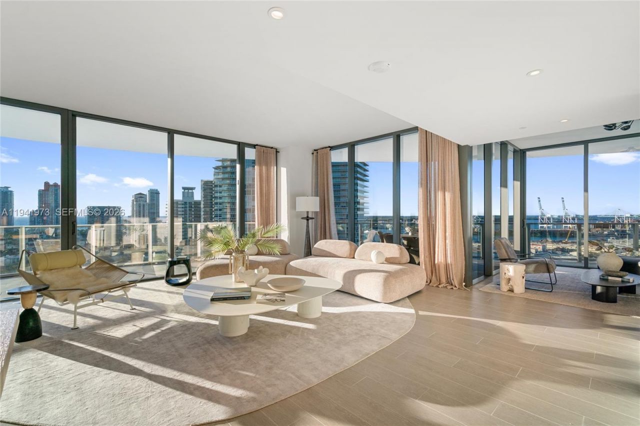500 Alton Rd, Unit 2101/02, Miami Beach, FL 33139 Photo