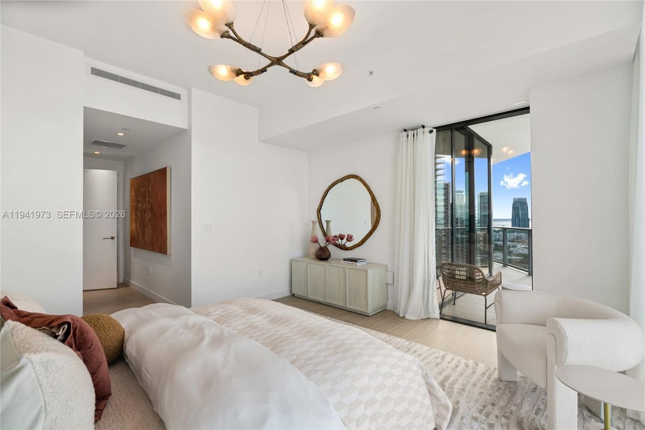 500 Alton Rd, Unit 2101/02, Miami Beach, FL 33139 Photo