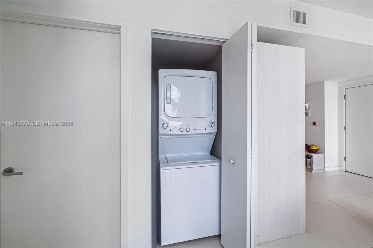 501 NE 31st St , Unit 3009, Miami, FL 33137 Photo