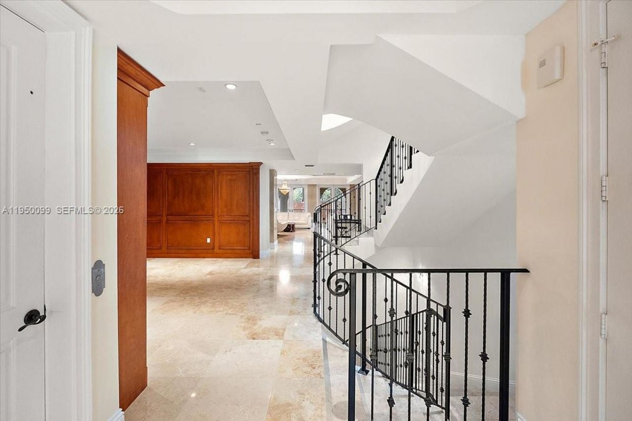 3471 Main Hwy, Unit 1240, Miami, FL 33133 Photo