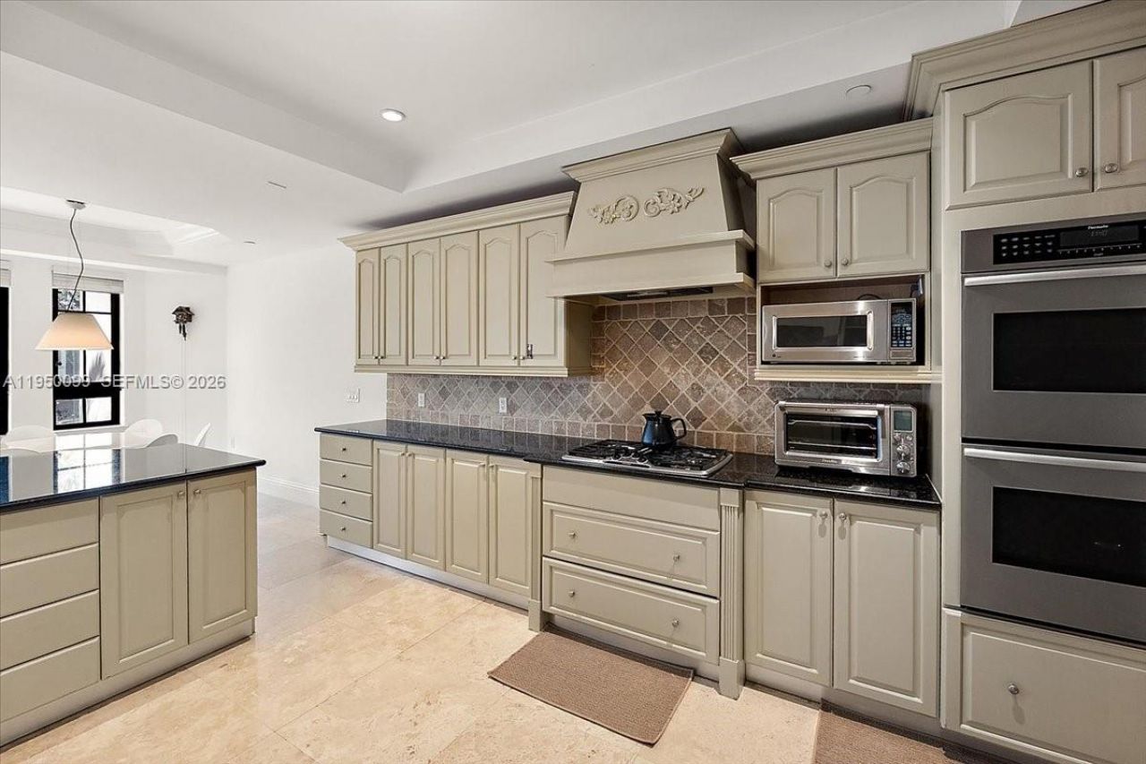 3471 Main Hwy, Unit 1240, Miami, FL 33133 Photo