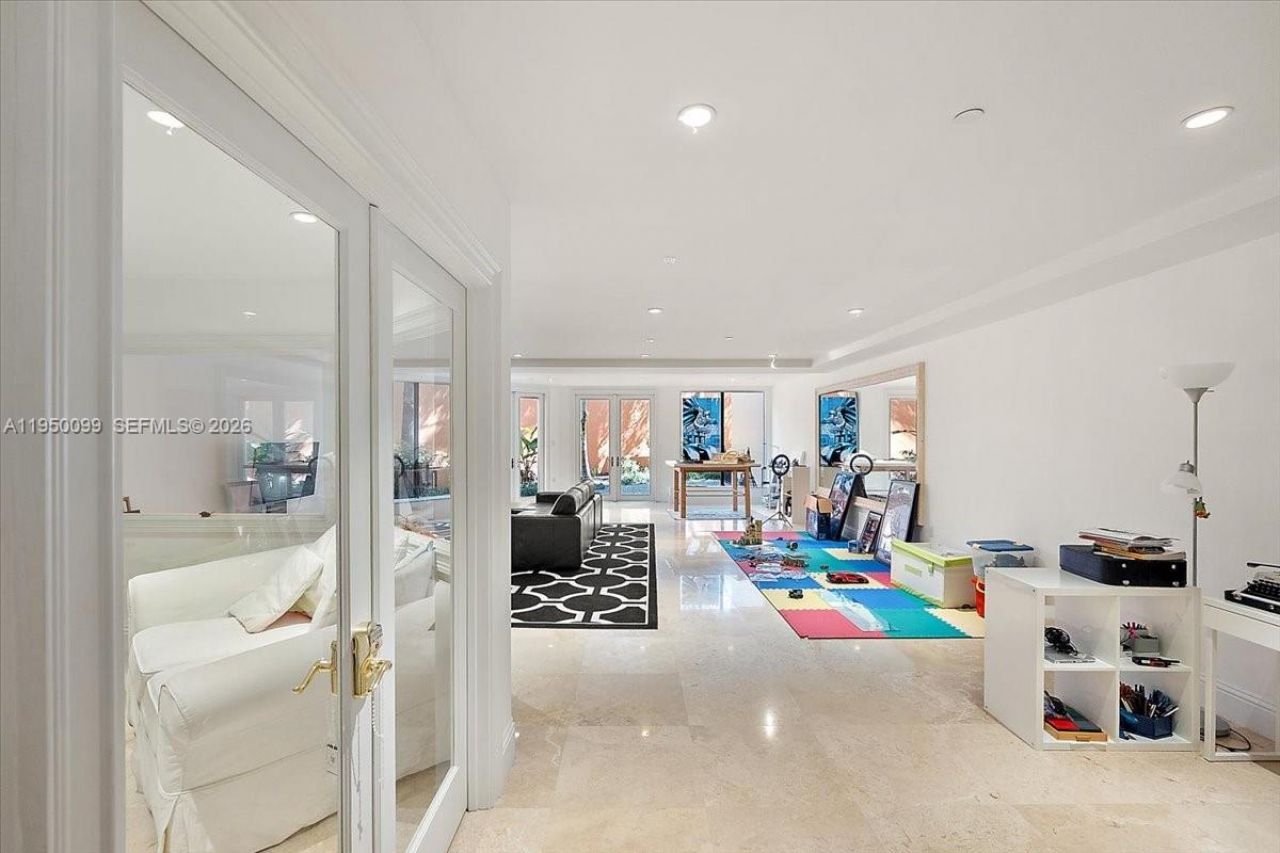 3471 Main Hwy, Unit 1240, Miami, FL 33133 Photo