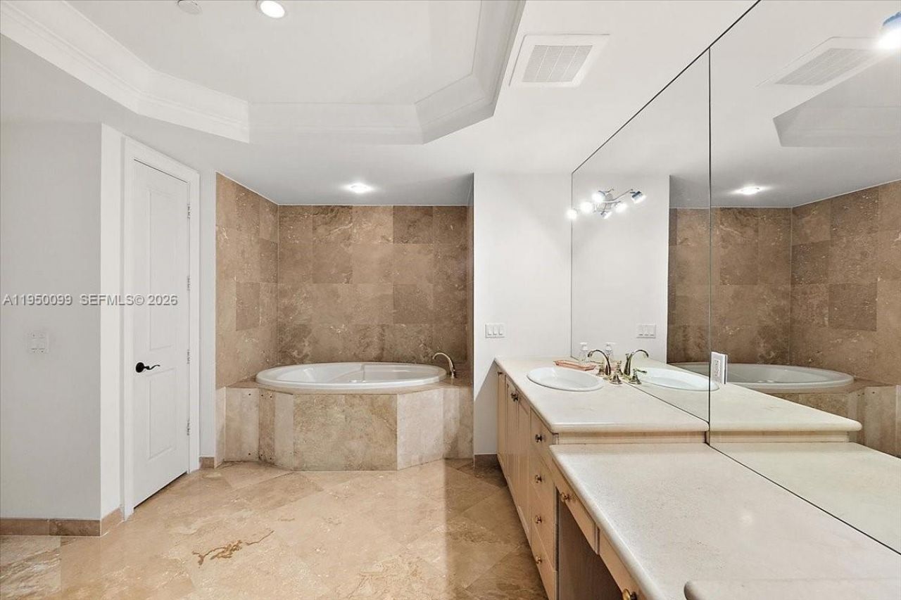 3471 Main Hwy, Unit 1240, Miami, FL 33133 Photo