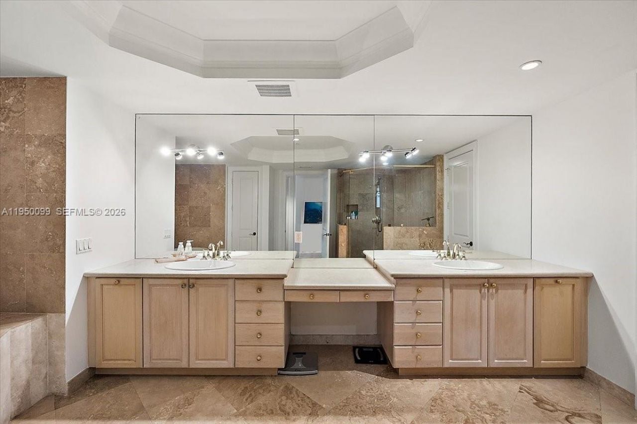 3471 Main Hwy, Unit 1240, Miami, FL 33133 Photo