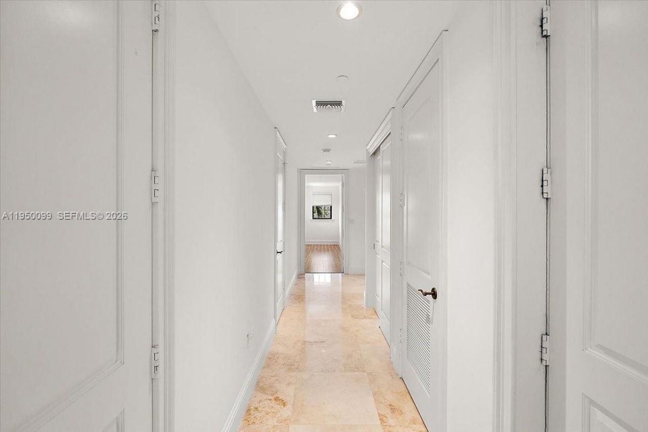 3471 Main Hwy, Unit 1240, Miami, FL 33133 Photo