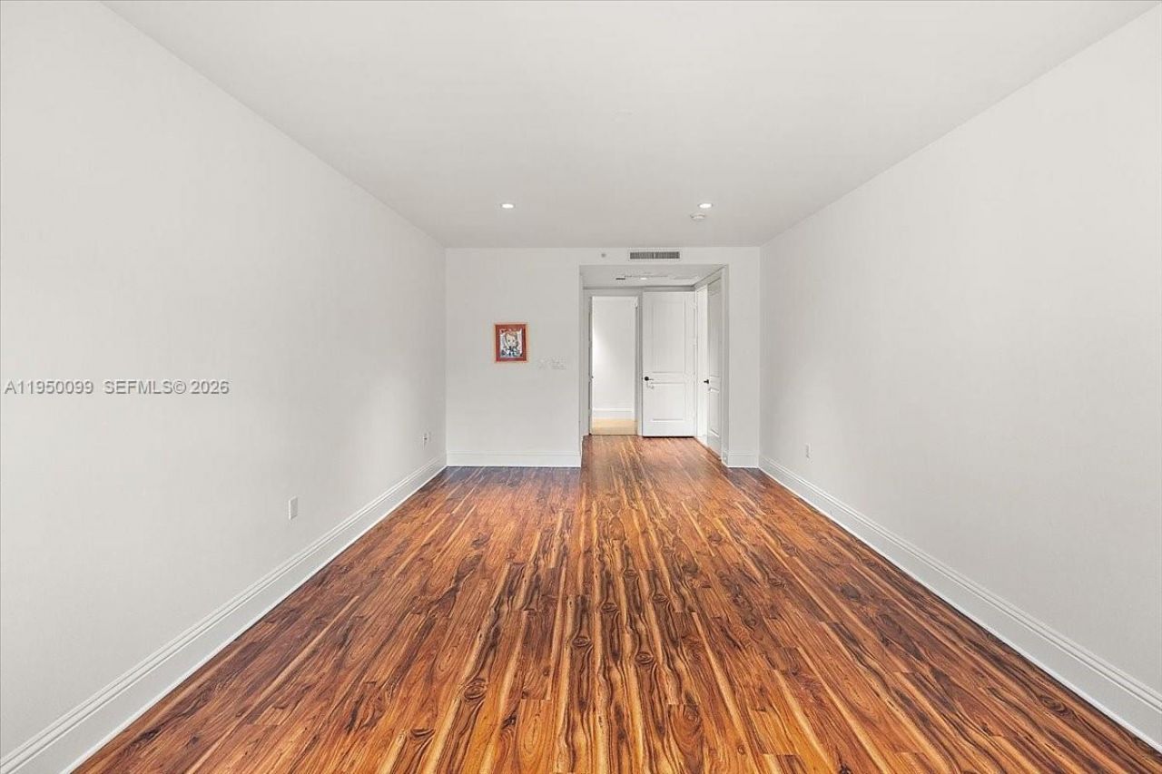 3471 Main Hwy, Unit 1240, Miami, FL 33133 Photo