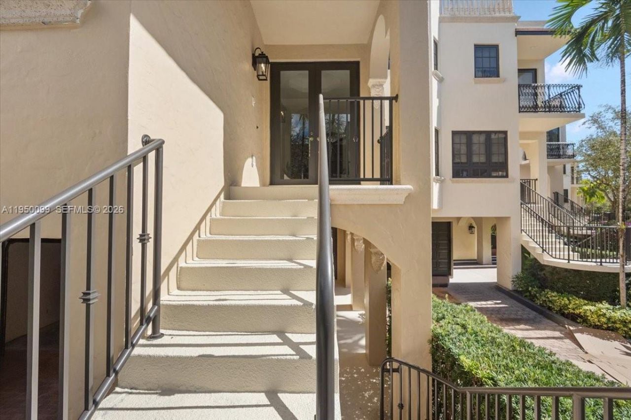 3471 Main Hwy, Unit 1240, Miami, FL 33133 Photo