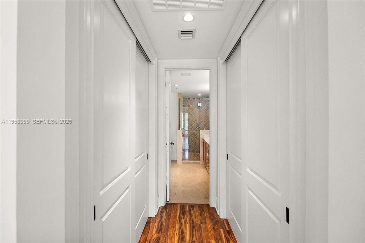 3471 Main Hwy, Unit 1240, Miami, FL 33133 Photo