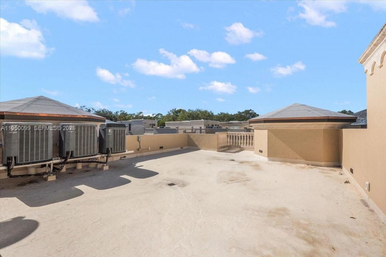 3471 Main Hwy, Unit 1240, Miami, FL 33133 Photo