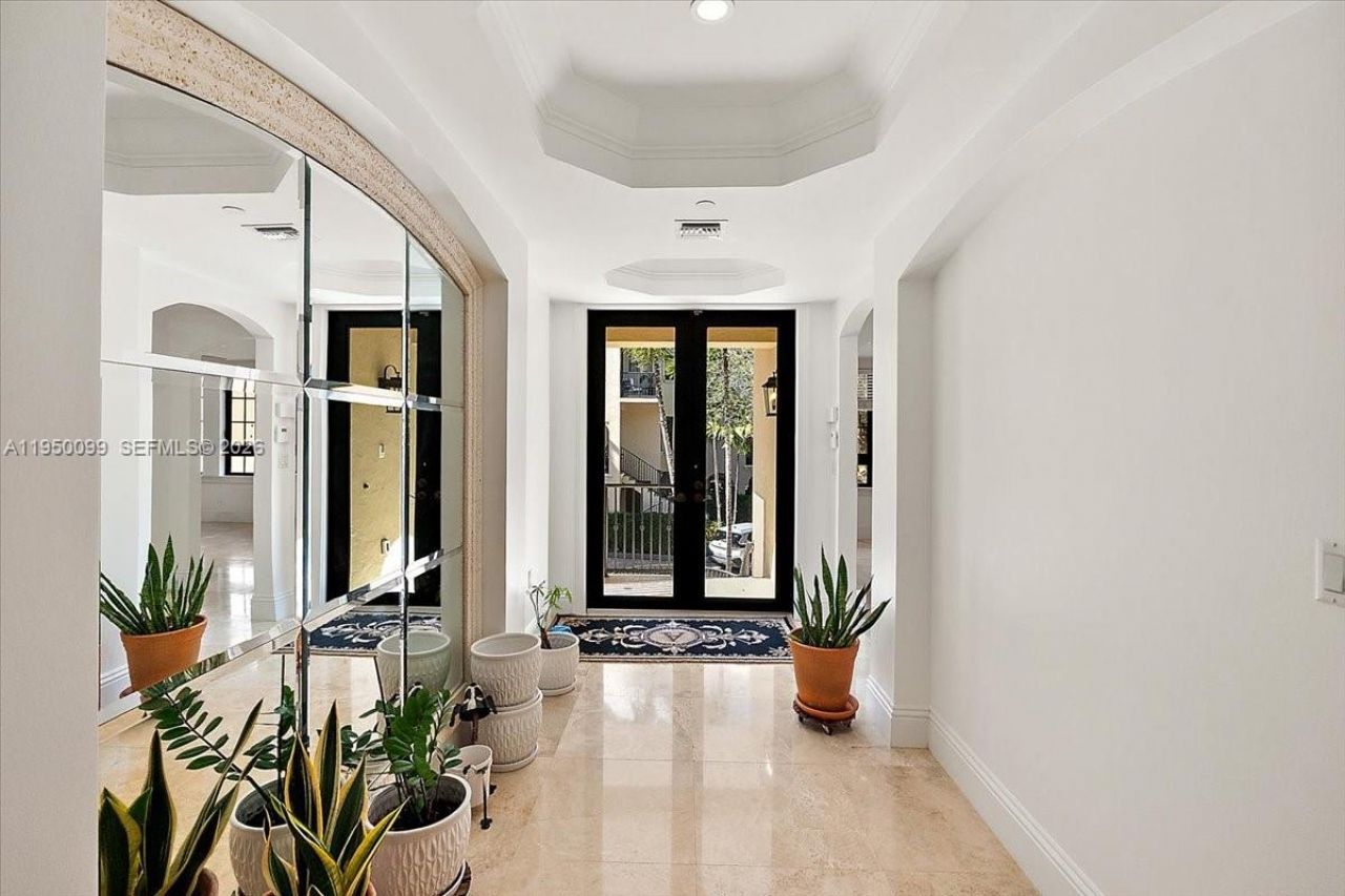 3471 Main Hwy, Unit 1240, Miami, FL 33133 Photo