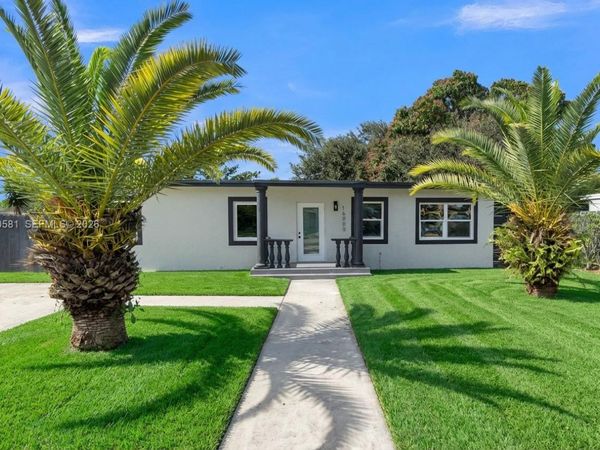 16000 NW 21st Ave, Miami Gardens, FL 33054