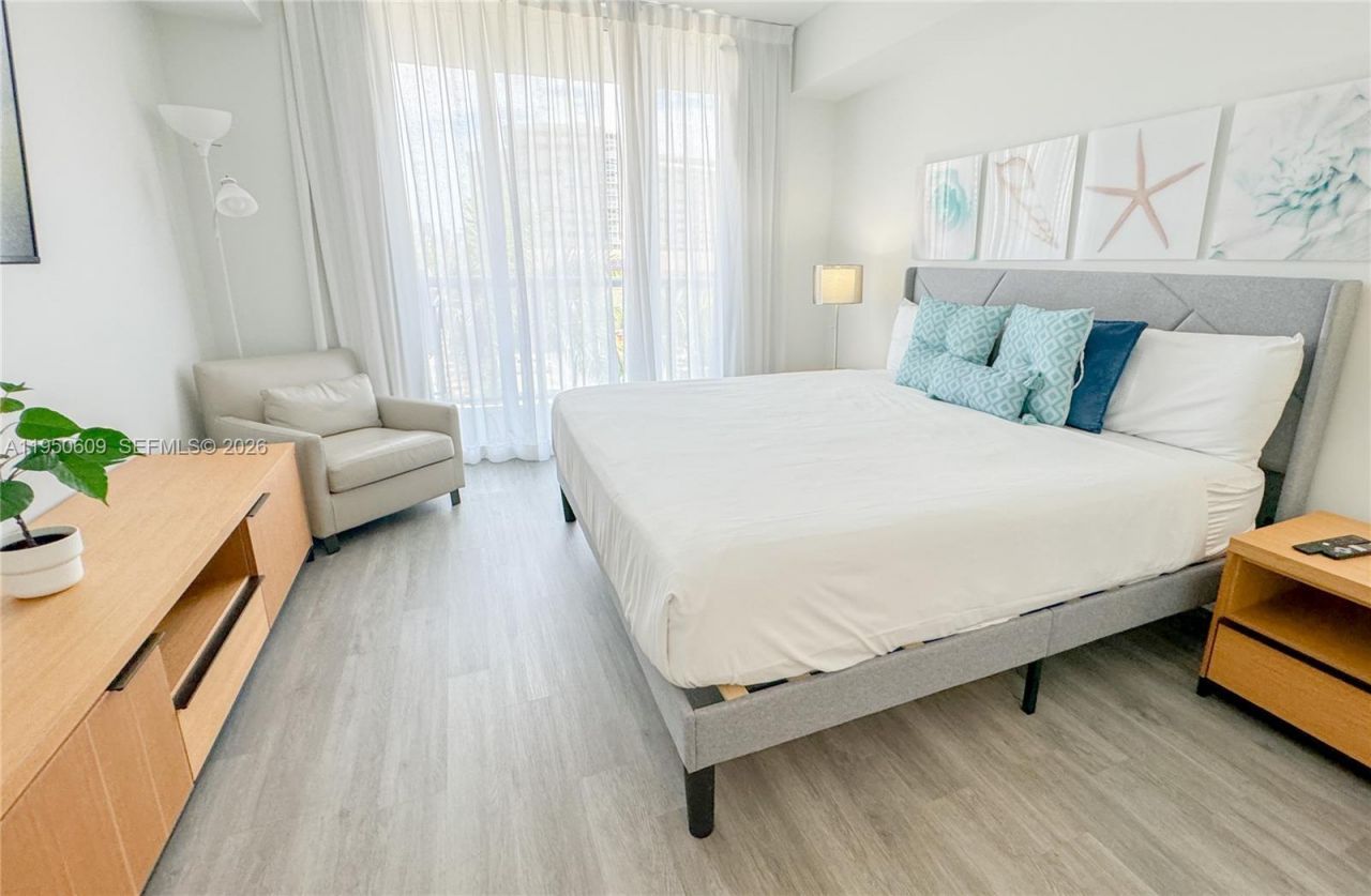 2602 E Hallandale Beach Blvd, Unit R409, Hallandale Beach, FL 33009 Photo